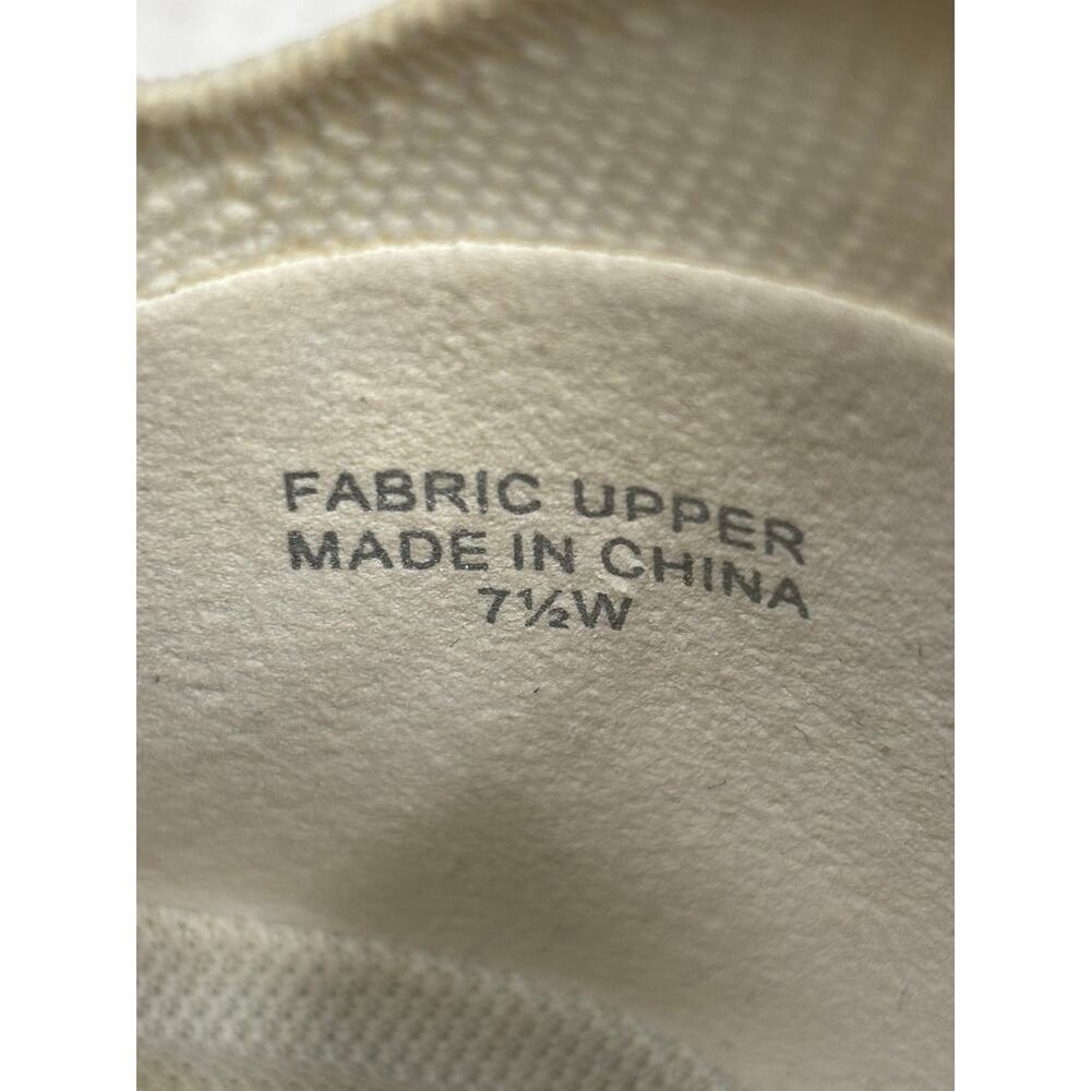 J Slides Women's White Slides Size 7.5 #52424 - image 8